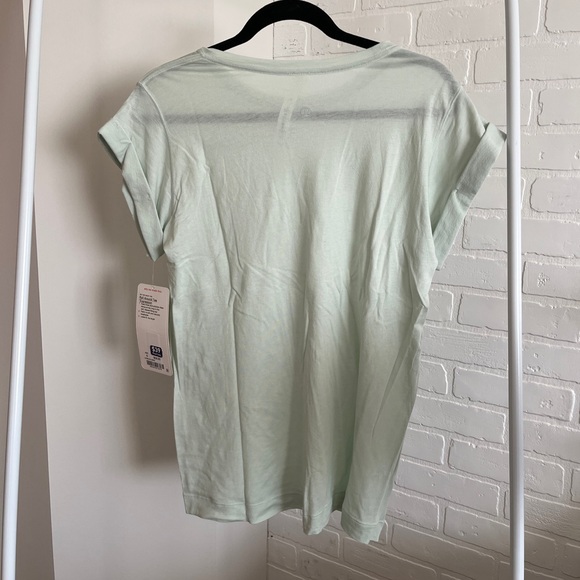 Lululemon Mint Green Tee - Picture 2 of 3